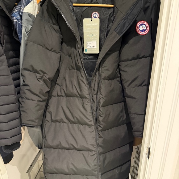 Canada Goose Jackets & Blazers - Brand new Canada Goose Mystique Parka